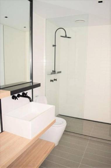 ReadySet Apartments at Stadium