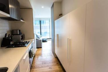 ReadySet Apartments at Emerald