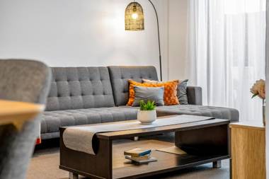 GREAT LOCATION 2 Queen Bed Close to Chapel St