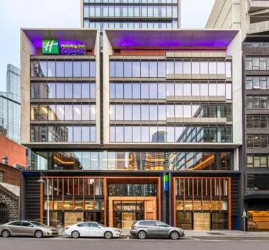 Holiday Inn Express Melbourne Little Collins an IHG Hotel