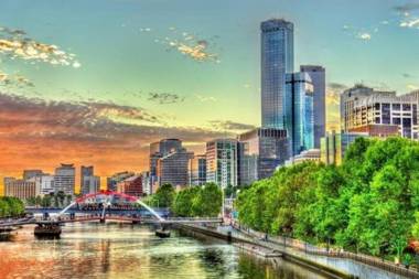 Readyset Apartments Stadium South