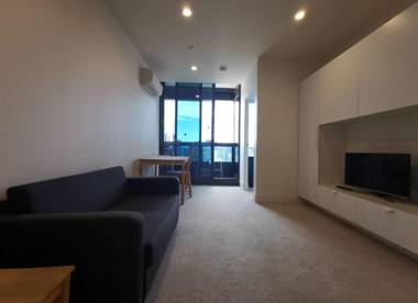 Readyset Apartments at Vision