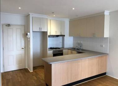 Readyset Apartments at Dockside