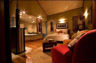 Cottage In The Woods - Formerly King Ludwigs Cottage