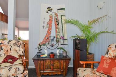 Land Of Lost Treasure