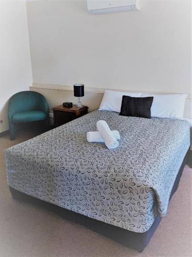 Miners Lodge Motor Inn