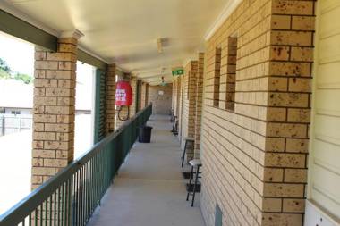 Sun Plaza Motel - Mackay