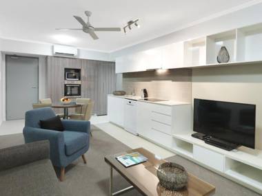 Oaks Mackay Carlyle Suites