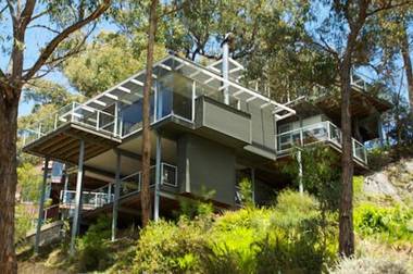 Lorne Luxury