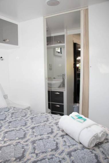 Longford Riverside Caravan Park