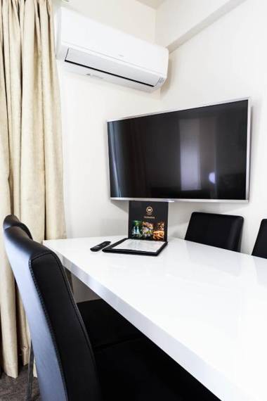 Adina Place Motel Apartments