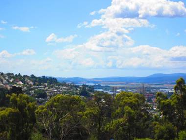 Village Family Motor Inn