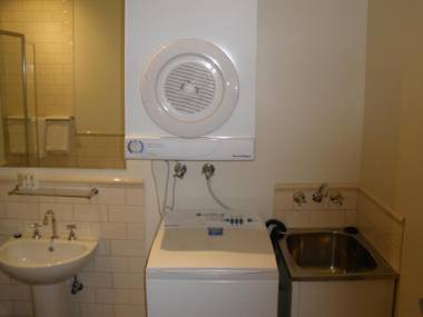 Launceston Central Apartment Hotel