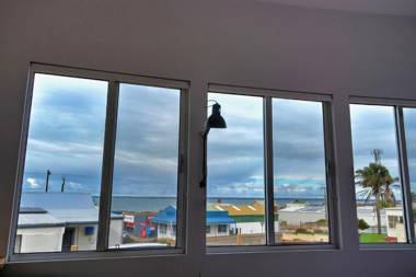 Cloudscape Apartment No 2