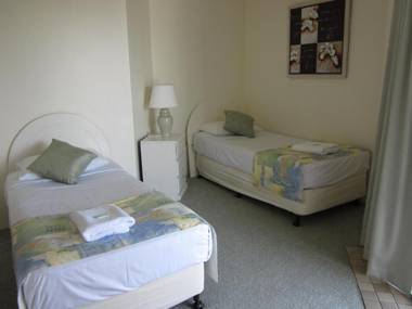 Rainbow Commodore Apartments