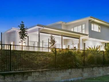 THE BEACH OASIS @ 360