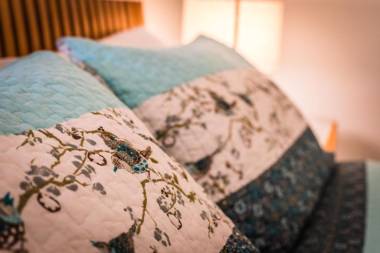 Whispering Pines Cottages