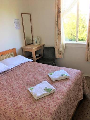 Clarendon Motel and Guesthouse