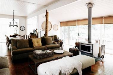 Braebrook - Stunning farm house!