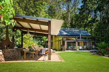 Lyra - Kangaroo Valley