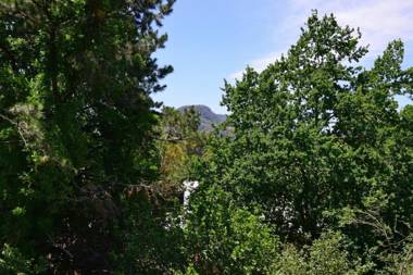 Cloudsong Chalet 4 - Close to the village centre!