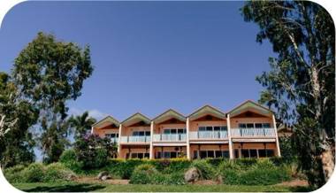 Tinaroo Lake Resort