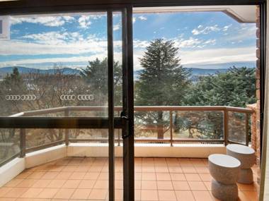 Avalanche 6 - Sophisticated style &modern comfort with a central location