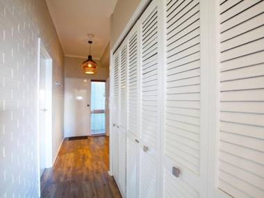 Summit 11 - Fabulous views and location