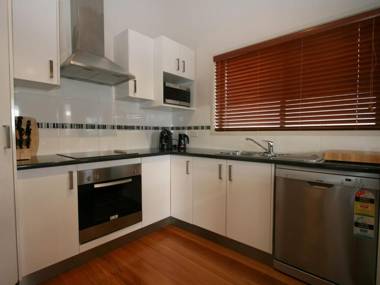 Boronia 4/30 Nettin Circuit