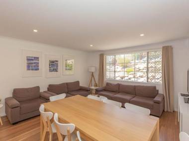 Oberlaken 2/125 Gippsland Street