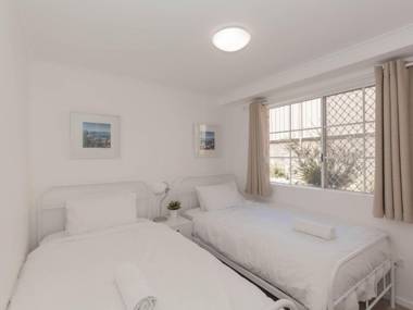 Oberlaken 2/125 Gippsland Street