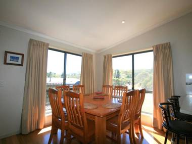 Boronia 5/30 Nettin Circuit