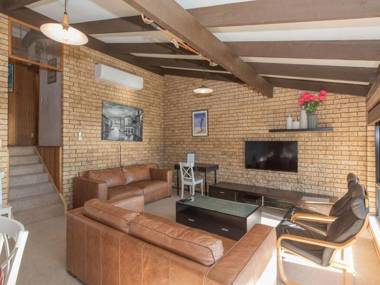 Clearview 2/8 Bogong Street