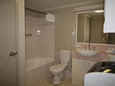 Horizons 115 - Lake Jindabyne Waterfront