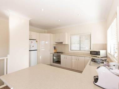 Alaska 1 8 Poley Cow Lane