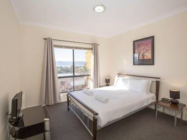 Alaska 8 Poley Cow Lane