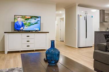 Brand New Executive Living 36