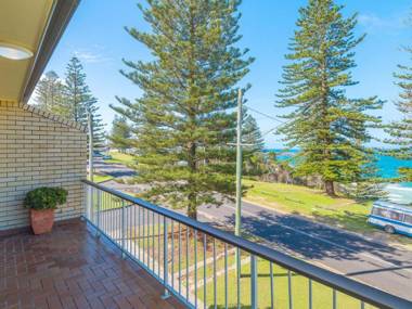 Flinders Lodge - fantastic views opposite Main Beach