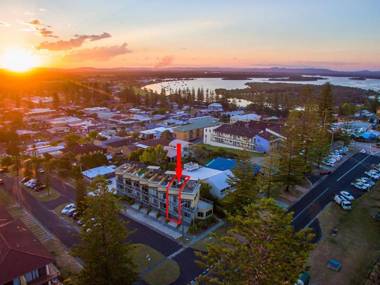 Seaspray 2 /21 Clarence Street