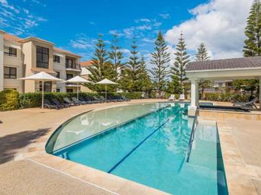 The Sands 60/20 Pacific Parade