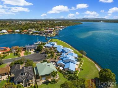 Peninsula Court 5 - LJHooker Yamba