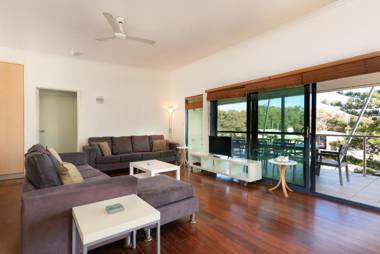 Six River - LJHooker Yamba