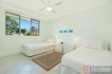 21 Melaleuca Drive -LJHooker Yamba