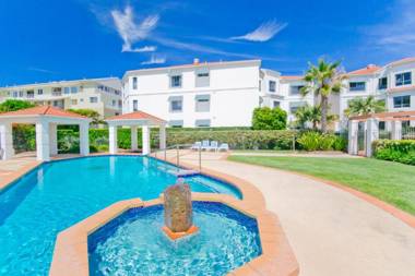 Breakers 1 10 LJHooker Yamba