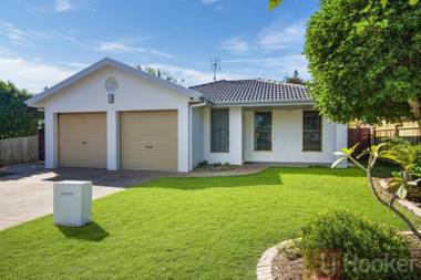 Kailani Beach House - LJHooker Yamba