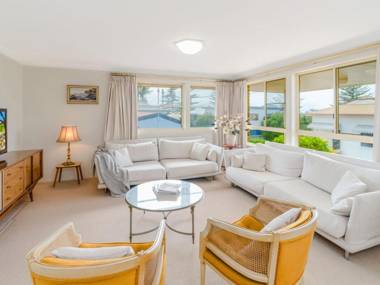 Shellcot - close to beach - Free WIFI