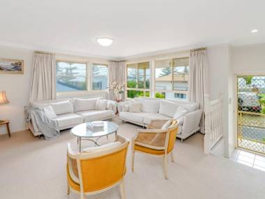 Shellcot - close to beach - Free WIFI