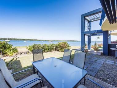 Riverview Apartments 1.3