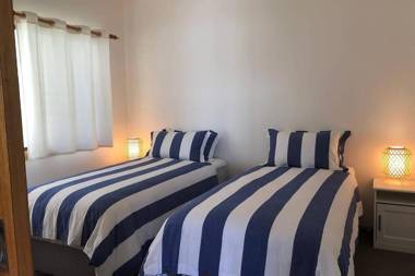 Bungalow39 - Beautiful house in the heart of Yamba -LJHooker Yamba