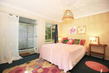 Innisfree - Pet Friendly - 2 Mins to Beach